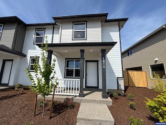 1414 SE Hankel St, Dallas, OR 97338
