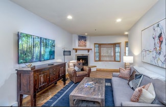 135 San Joaquin Rd Unit 103-2H, Telluride, CO 81435