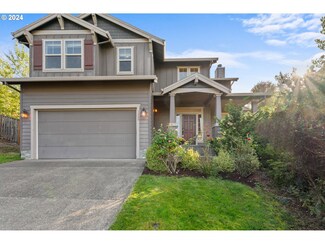 1260 NE Rockwell Dr, Estacada, OR 97023