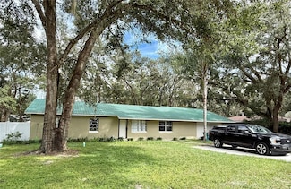 207 Mandarin Ln, Fruitland Park, FL 34731