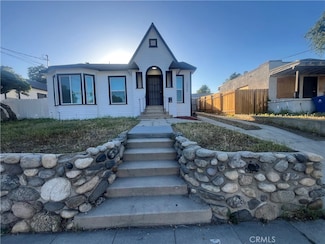 10322 Plainview Ave, Tujunga, CA 91042