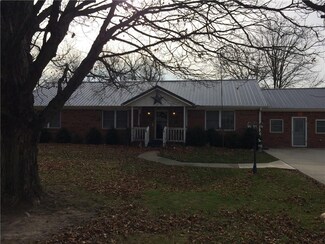 175 H St, Wilkinson, IN 46186