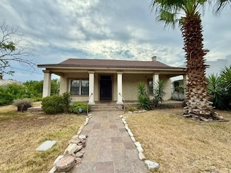 583 N Monroe St, Eagle Pass, TX 78852