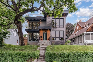 212 Oliver Ave S, Minneapolis, MN 55405