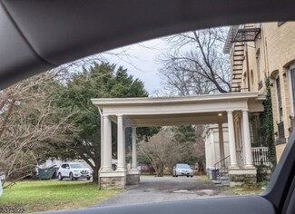 543 W 8th St, Plainfield, NJ 07060
