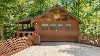 1607 S Mountain View Rd, Sevierville, TN 37876