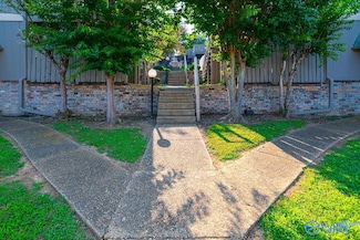 2225 Golf Rd SW Unit 214, Huntsville, AL 35802