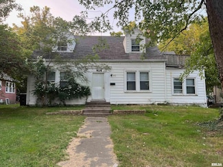 404 W Elm St, Carbondale, IL 62901