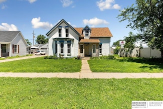 1916 Lincoln St, Blair, NE 68008