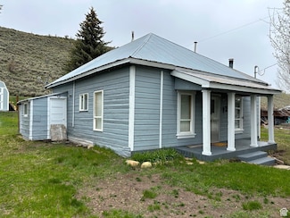 20 S Church St, Scofield, UT 84526