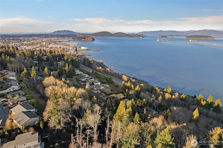 4224 Mitchell Dr, Anacortes, WA 98221