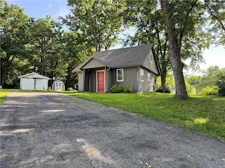 110 W 7th St, Knob Noster, MO 65336