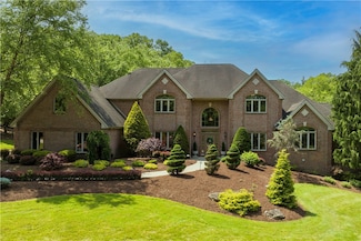 3401 Lashan Dr, Murrysville, PA 15668