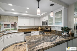 42122 Sand Dune Dr, Palm Desert, CA 92211