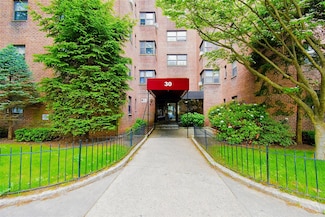 30 Fleetwood Ave Unit 3D, Mount Vernon, NY 10552