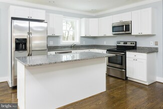 4312 Hartford Hills Dr, Suitland, MD 20746