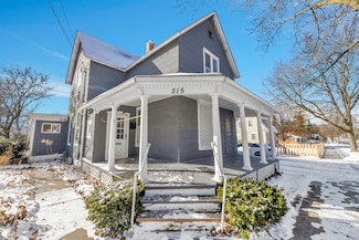 515 Orange St, Elgin, IL 60123
