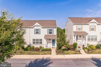 725 Danforth Cir, Willow Street, PA 17584