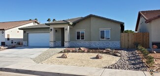 1040 Crestview Dr, Brawley, CA 92227