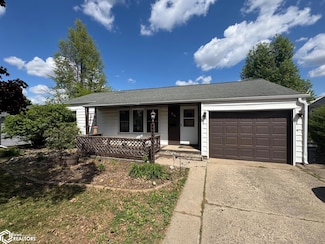 916 S 8th Ave, Marshalltown, IA 50158