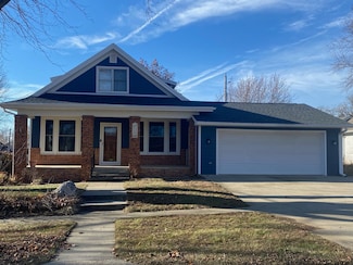 409 3rd St, Schleswig, IA 51461