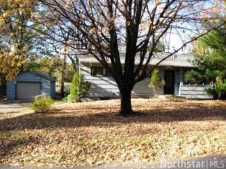 3470 3470 Crest Ave, Deephaven, MN 55391