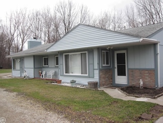 9316 Dixie Hwy, Ira, MI 48023
