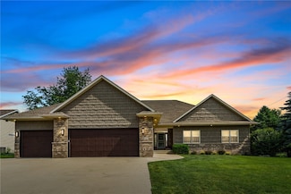 447 Wanatee Creek Cir, Marion, IA 52302