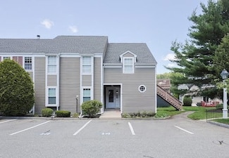 14 Shaw Farm Rd Unit 14, Canton, MA 02021