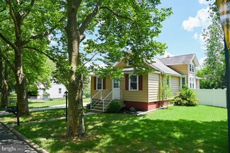 122 Berkley Ave, Mount Royal, NJ 08061