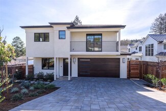 718 Canyon Rd, Redwood City, CA 94062