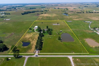 23535 E 720 Rd, Wagoner, OK 74467