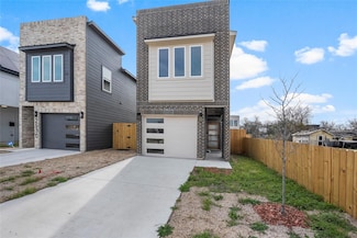 2528 Peabody Ave, Dallas, TX 75215