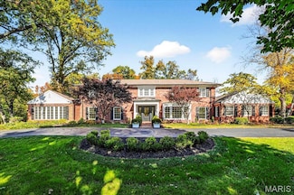 11 Fordyce Ln, Saint Louis, MO 63124