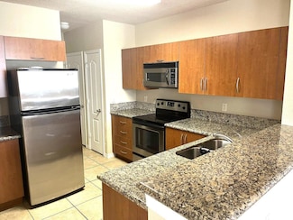 158 SW Peacock Blvd Unit 30-203, Port Saint Lucie, FL 34986