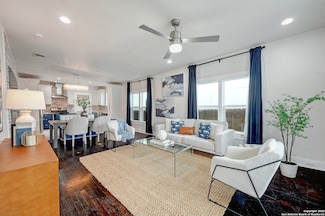 814 Iowa St, San Antonio, TX 78203