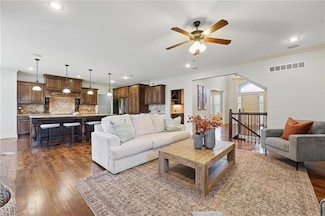 9332 W 158th St, Overland Park, KS 66221