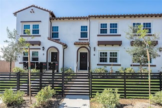 6747 Pickering Ave Unit B, Whittier, CA 90601