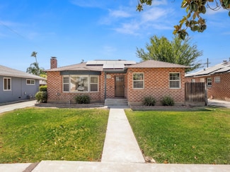 2845 N Adoline Ave, Fresno, CA 93705