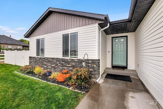 3753 N 2481 E, Twin Falls, ID 83301