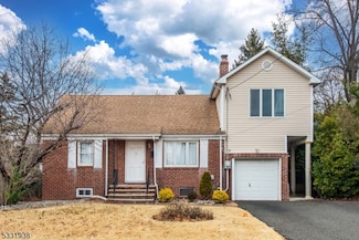 35 Taggart Way, Saddle Brook, NJ 07663