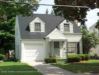 802 Newton St, Lansing, MI 48912