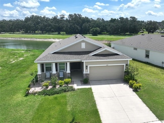 8438 Wheat Stone Dr, Zephyrhills, FL 33540
