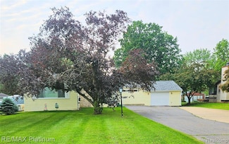 7257 Miller Rd, Swartz Creek, MI 48473