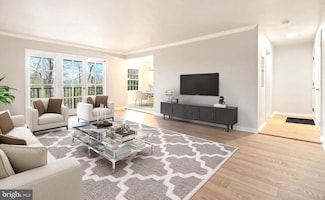 3332 Spring Ln Unit C42, Baileys Crossroads, VA 22041
