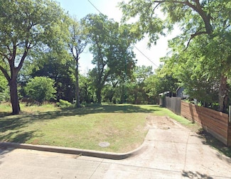 224 Landis St, Dallas, TX 75203