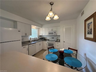 3325 Airport Rd N Unit I1, Naples, FL 34105