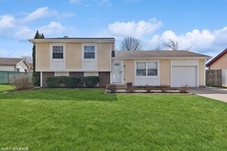 913 Island Ct Unit 1F, Bartlett, IL 60103