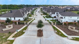 6811 Mirabeau Ln, Katy, TX 77493