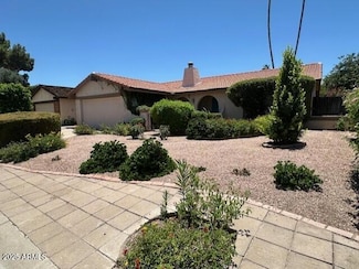 1613 E Edgewater Dr, Tempe, AZ 85283
